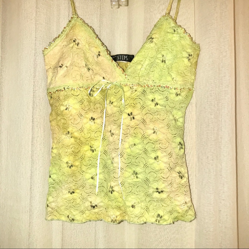 💰4/$25 Lace Spaghetti Strap Top Lime & Cream